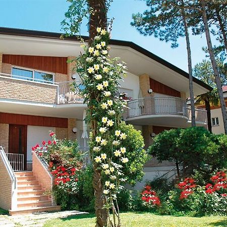 Villa Anny Lignano Sabbiadoro Dış mekan fotoğraf