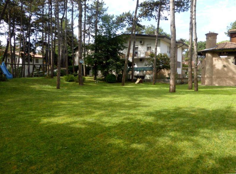 Villa Anny Lignano Sabbiadoro Dış mekan fotoğraf